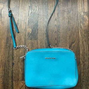 Michael Kors Cross Body bag.
